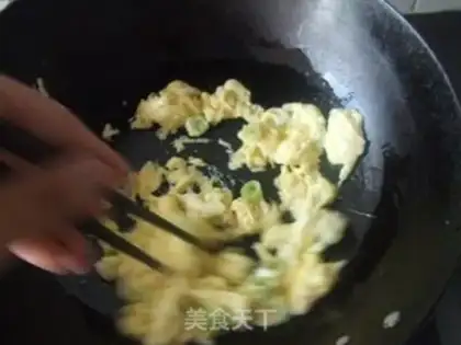 Make egg fried rice step 4