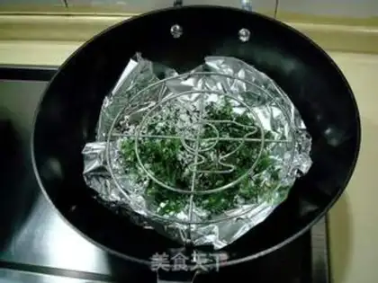 Make Crispy camphor tea duck step 6