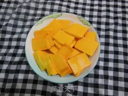 Make Coconut pumpkin cake step 1