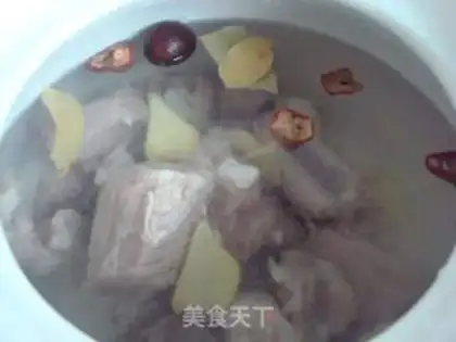 Make Stewed ribs with green radish step 3