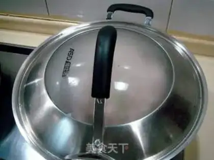 Make Crispy camphor tea duck step 9