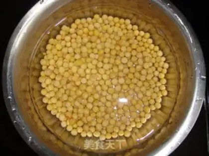 Make Home-made soybean sprouts step 0