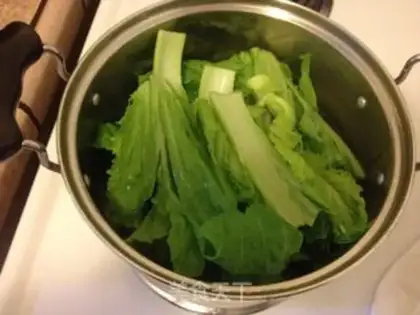 Make Salted egg and mustard tofu soup step 2