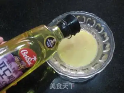 Make Boston Cream Blueberry Cake step 1