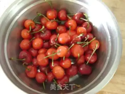 Make Homemade cherry sauce step 0