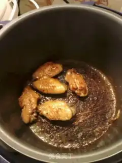 Make Grilled chicken wings with electric pressure cooker step 7