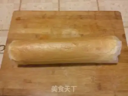 Make Yellow peach jam cake roll step 12