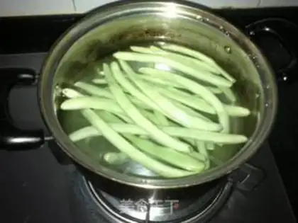 Make stir-fried beef step 1