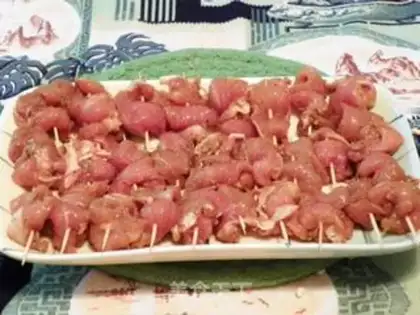 Make Toothpick chicken kebabs step 2