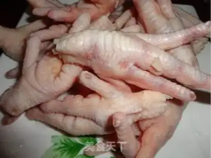 Make Tiger skin chicken feet step 0