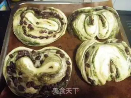 Make Matcha red bean bread step 11