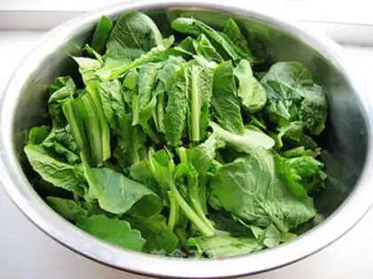 Make stir-fried mushroom with cabbage step 0
