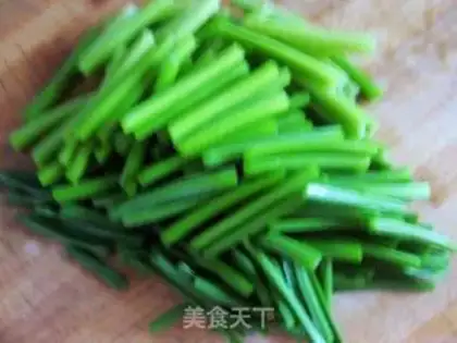 Make stir-fried leek moss step 0