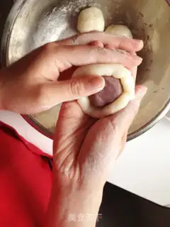 Make snowy moon cakes step 6