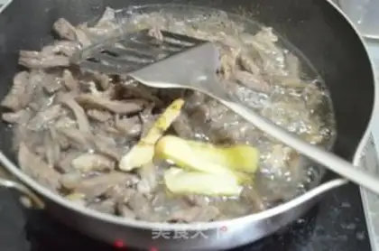 Make Zigong specialty cold beef step 3