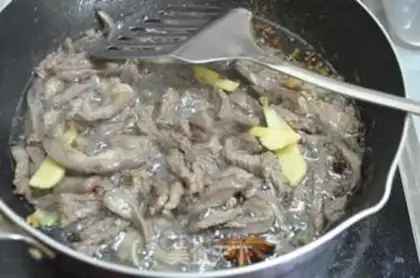 Make Zigong specialty cold beef step 4