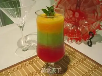 Make Three-color smoothie fruit drink step 10