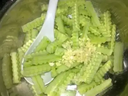 Make Cucumber with garlic step 3