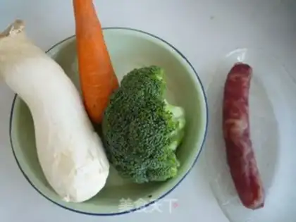 Make stir-fried vegetables with sausage step 0