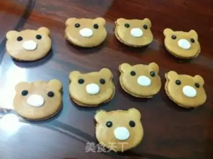 Make Easy Bear Macaron step 8