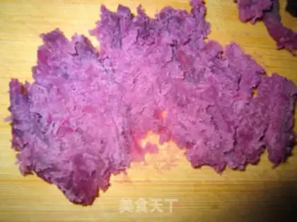 Make Red dates and purple potato cake step 1