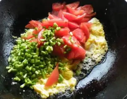 Make Tomato noodles with pasta step 4