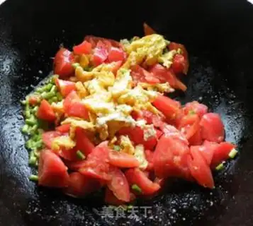 Make Tomato noodles with pasta step 5