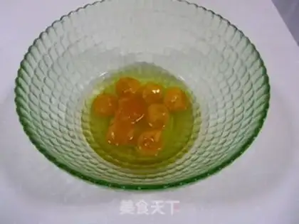 Make Salted egg yolk rice dumplings step 2
