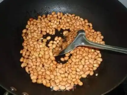 Make Spicy water powder step 1