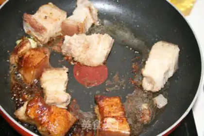 Make Quail braised pork step 7