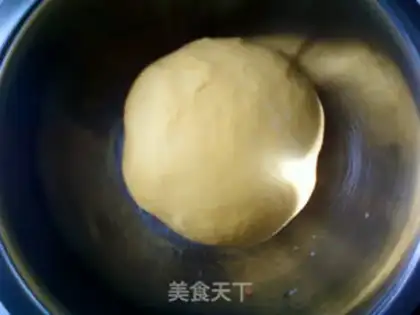 Make Yellow Butterfly Mantou step 3