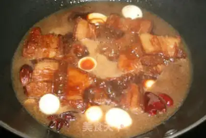 Make Quail braised pork step 12