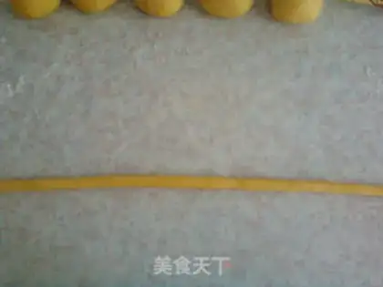 Make Yellow Butterfly Mantou step 6