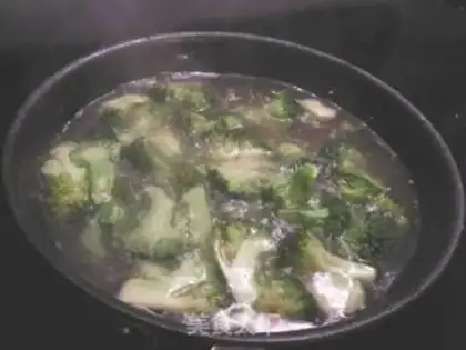 Make Broccoli with oyster tofu step 3