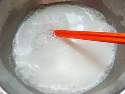 Make Thousand layers of coconut juice horseshoe cake step 1