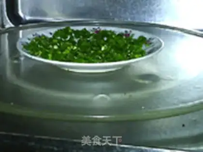 Make Home-made shredded dried green onion step 3