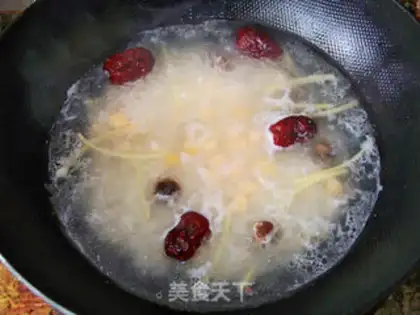 Make Chinese wolfberry and Yao Zhu Double Rice Congee step 6