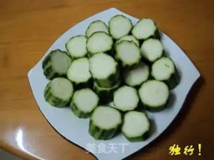 Make Steamed loofah with garlic step 2