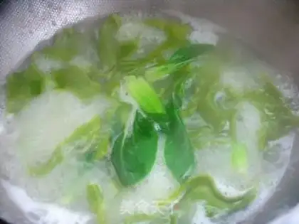 Make Ribs and emerald noodles step 8