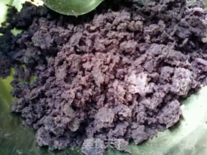 Make Purple potato marble toast step 1