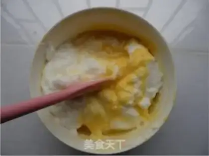 Make Rice cooker Qifeng cake step 8