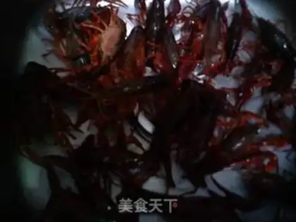 Make Spicy Lobster step 1