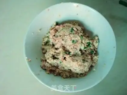 Make Tofu meatballs and bean sprouts soup step 5