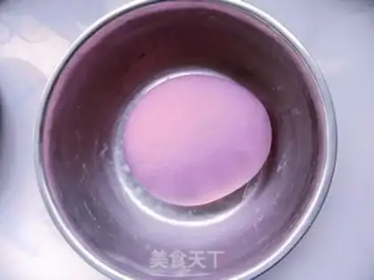 Make Two-color steamed buns step 4