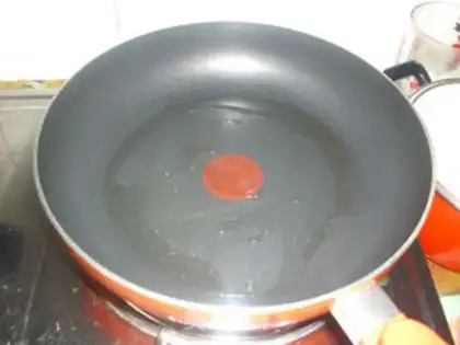 Make pasta with cheese and bacon step 2