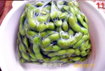 Make Fragrant grain edamame and chrysanthemum gizzard step 6