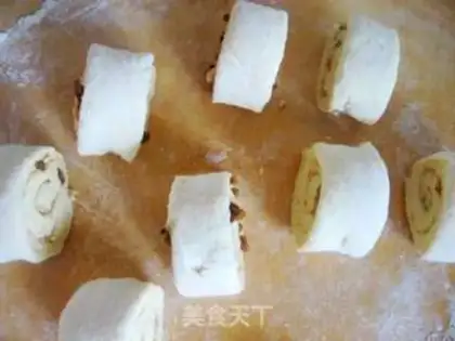 Make coffee roll step 10