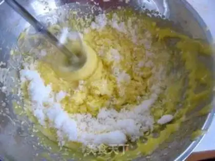 Make Coconut crispy balls step 1