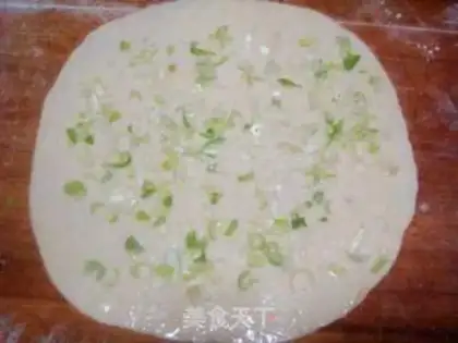 Make chopped green onion cake step 4