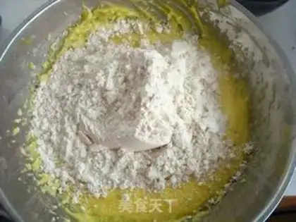 Make Coconut crispy balls step 3